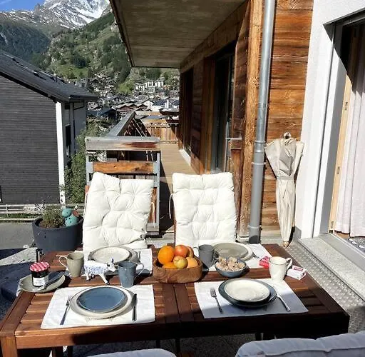 Matterhorn View 2 Bedroom 아파트