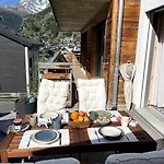 Matterhorn View 2 Bedroom 아파트